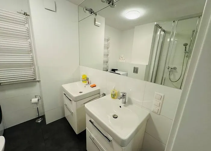 Fantastic Waw - Sz8 B * وارسو